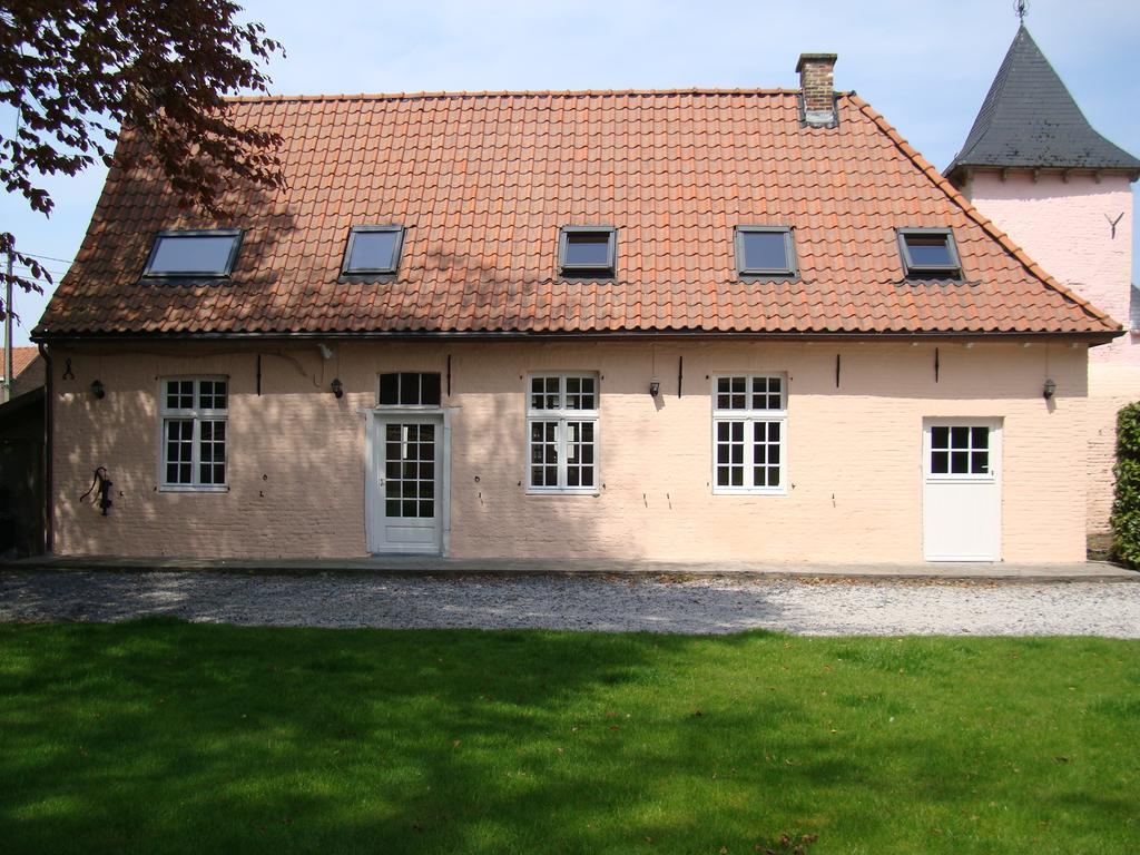 B&B Chateau Bagatelle Frasnes-lez-Anvaing Chambre photo